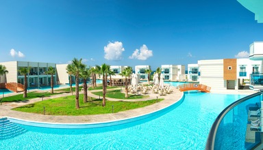 Aquasis Deluxe Resort & Spa