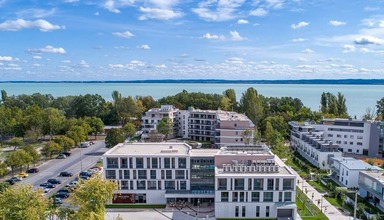 Aura (Balatonfured)