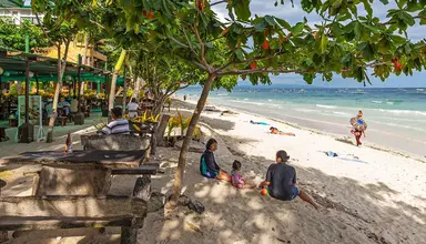 Dumaluan Beach Resort