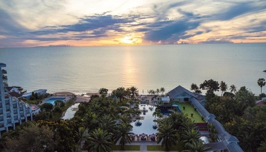 Novotel Hua Hin Cha Am Beach Resort & Spa