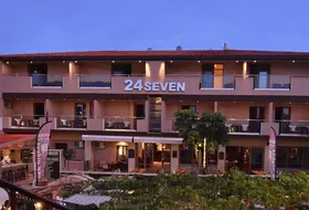 24 Seven Boutique Hotel
