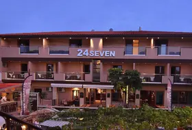 24 Seven Boutique Hotel