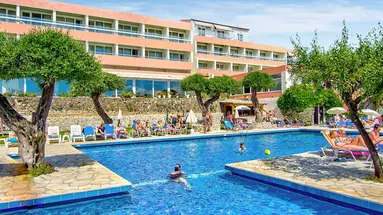 Alexandros Hotel