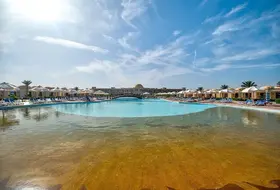 Amarina Queen Resort