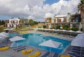 AMPELIA SEASIDE HOTEL