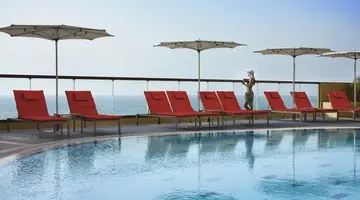 Amwaj Rotana Jumeirah Beach