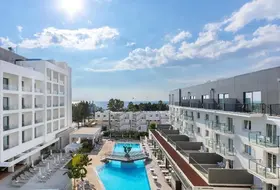 Anemi Hotel & Suites