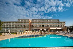 Arena Hotel Holiday