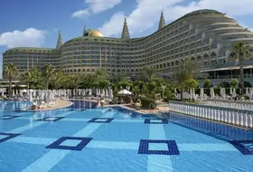 Delphin Imperial Lara