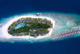 Dreamland Maldives - The Unique Sea & Lake Resort Spa
