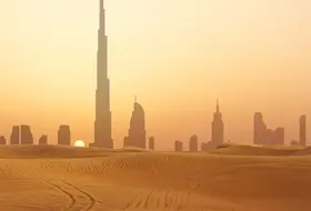 Ekscentryczny Dubaj i oddech pustyni
