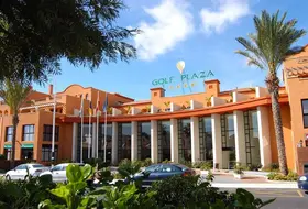 Grand Muthu Golf Plaza Hotel