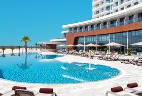 Hampton by Hilton Marjan Island