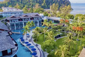 Holiday Ao Nang Beach Resort