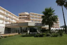 Invisa Es Pla Hotel