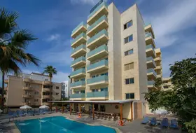 Kapetanios Limassol Hotel