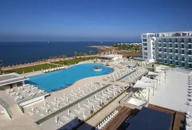 King Evelthon Beach Hotel and  Resort