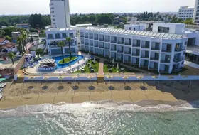 MIMOZA BEACH HOTEL