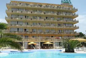 Playa Blanca Hotel