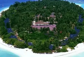 Royal Island Resort