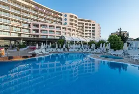 Sentido Neptun Beach