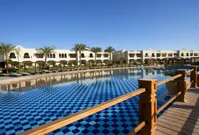 Sunrise Arabian Beach Grand Select